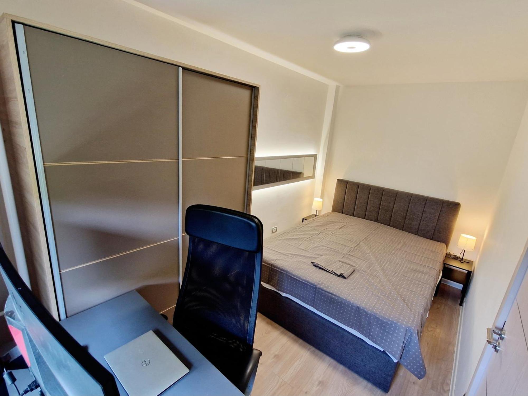 Cosy Novi Sad Loft, Self Check-In Apartment Bagian luar foto